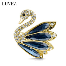 Elegant Crystal Swan Brooch