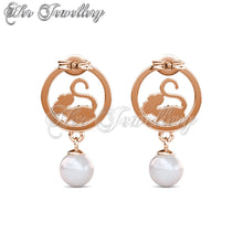 Mousy Pearl Earrings