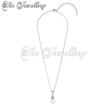 Elegant Pearl Pendant