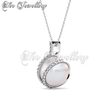 Precious Pearl Pendant