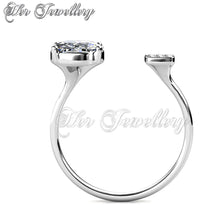Swarovski Crystals Diamanda Ring - Her Jewellery
