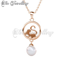 Mousy Pearl Pendant