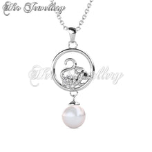 Mousy Pearl Pendant