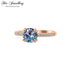Clasic Solitaire Alexandrite Ring