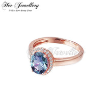 Solnechno Oval Alexandrite Ring