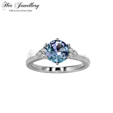 Trio Darling Alexandrite Ring