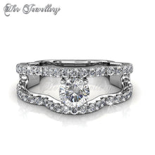 Swarovski Crystals Clover Ring‏ - Her Jewellery